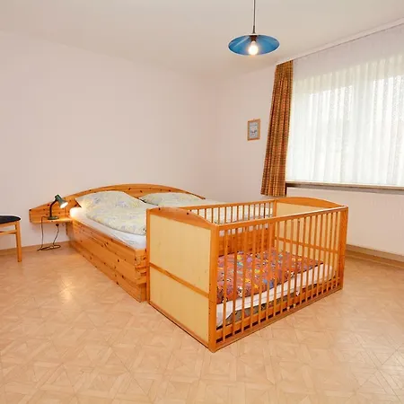 Hof-holland , Moellers Hof 1 Апартаменты Бюзум