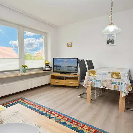 Hof-holland , Moellers Hof 1 Апартаменты Бюзум