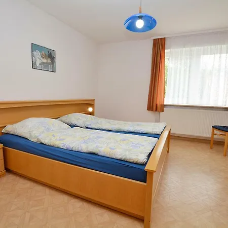 Hof-holland , Moellers Hof 1 * Бюзум